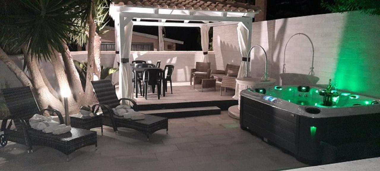 Villa Anny Авола Екстериор снимка